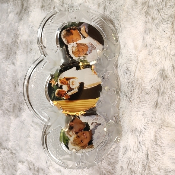 Mikasa Parisian Ivy Triple Crystals Picture Frame 12" - Picture 1 of 15